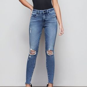 Good American Good Legs Fray Hem in Blue 430 NWT